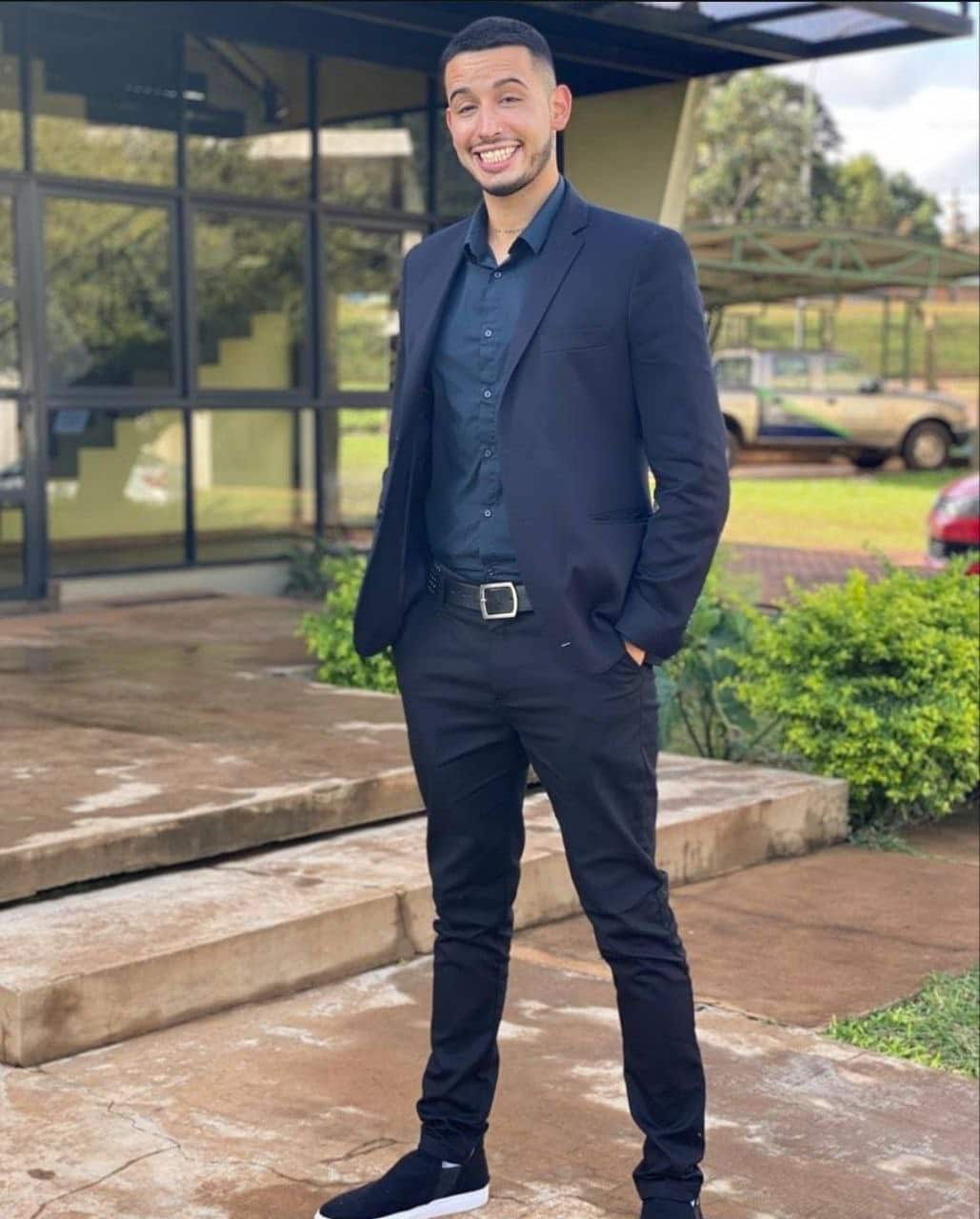 agustin_oyola_consultor_estrategico_digital